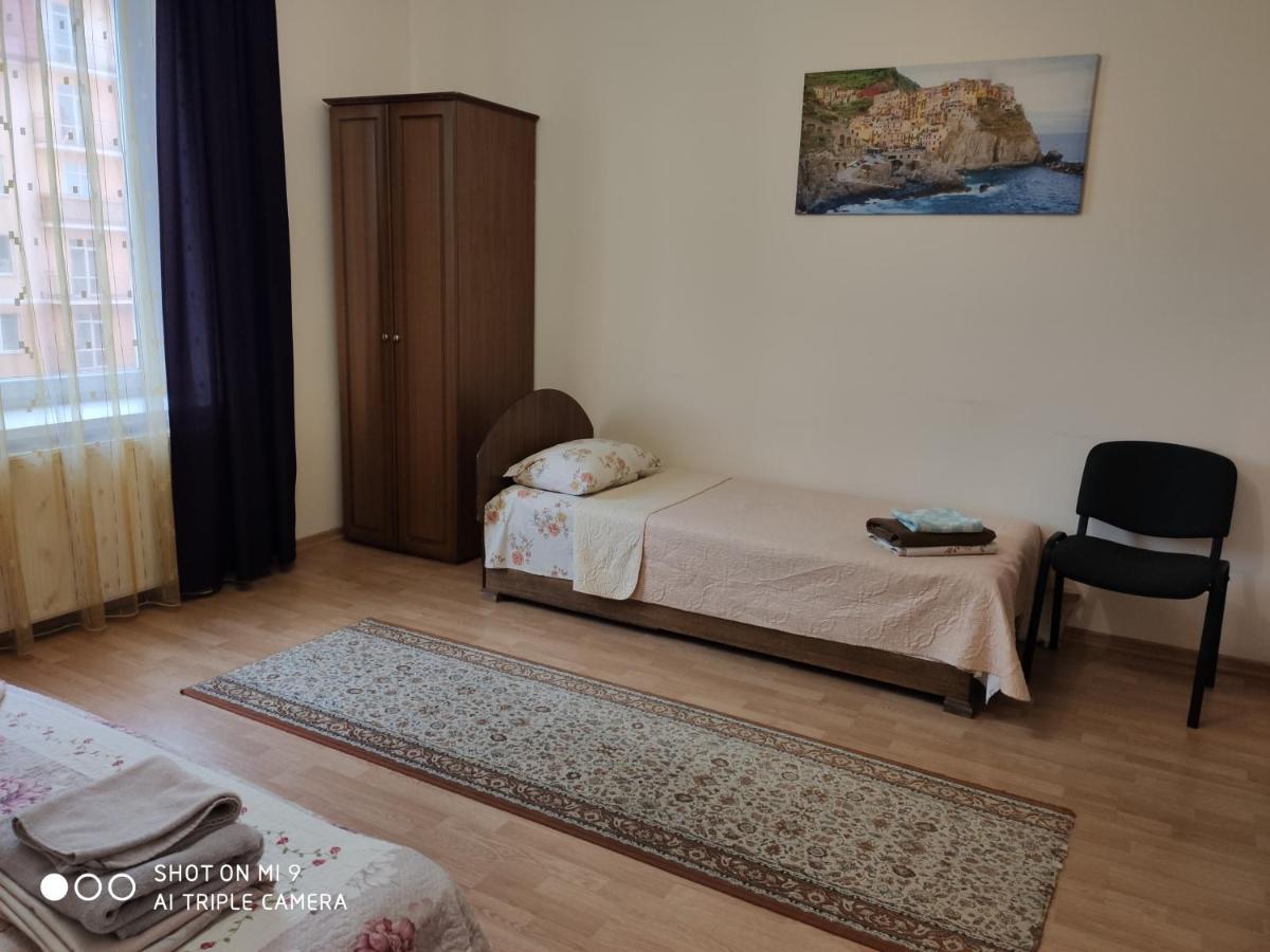 Apartments Domovik Просторная Квартира С Видом На Горы Mukacheve Ngoại thất bức ảnh