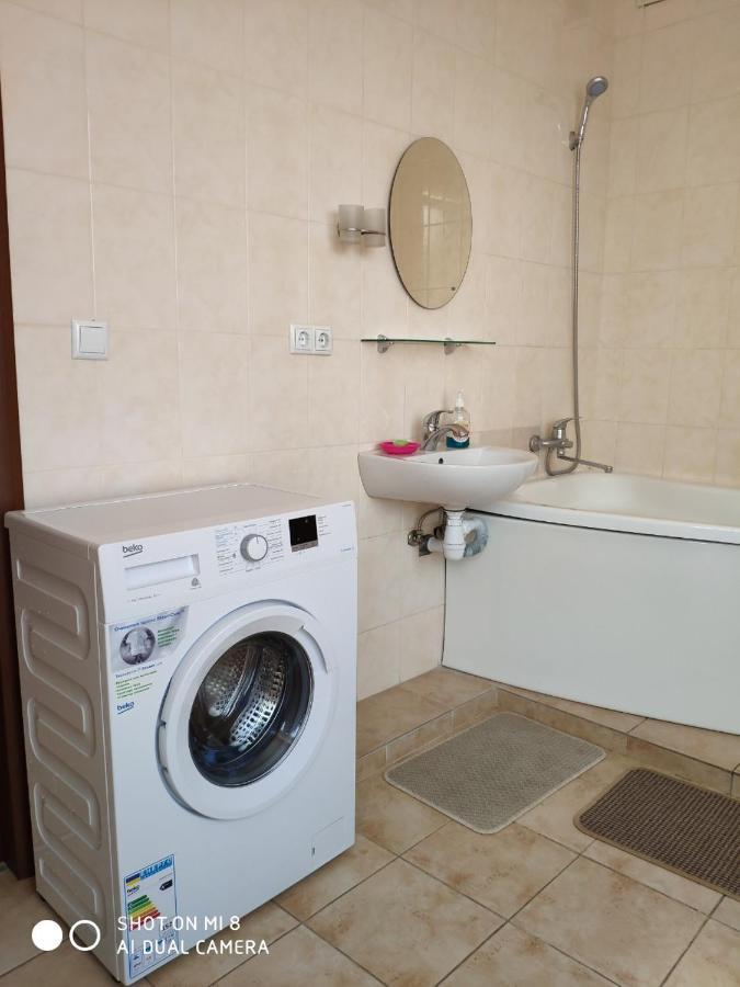 Apartments Domovik Просторная Квартира С Видом На Горы Mukacheve Ngoại thất bức ảnh